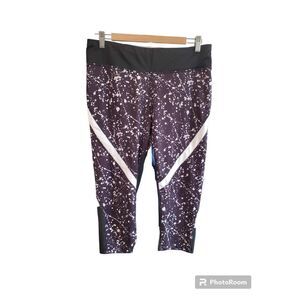 DANSKIN Now Running/Yoga/Athletic Leg Capri Pants Large Black/White